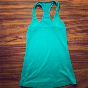 Lulu lemon tank